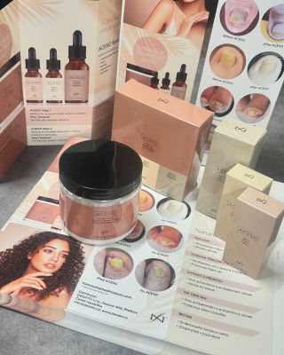 NEPŘEHLÉDNĚTE 💥Tam kde nehet nechybí a je „pouze”křehký a slabý víte, že IBX je řešení- zpevni nehet natolik, že mu pomůže...